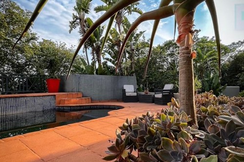 Swimming pool area (1)