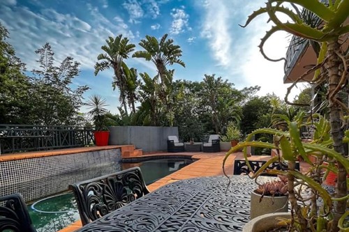 Swimming pool area (2)